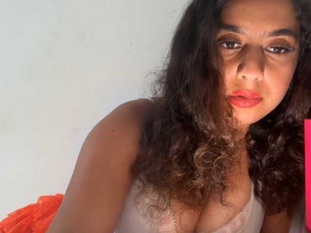 fayfay21 live cam on BongaCams