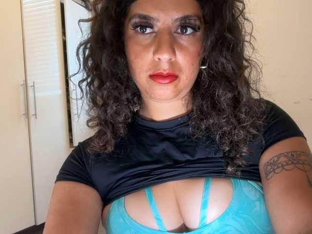 fayfay21 live cam on BongaCams