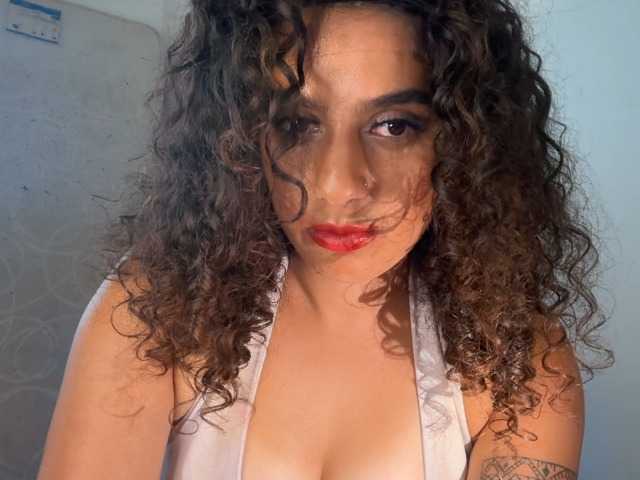 fayfay21 live cam on BongaCams