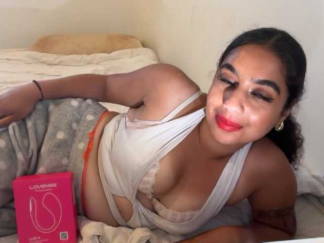 fayfay21 live cam on BongaCams