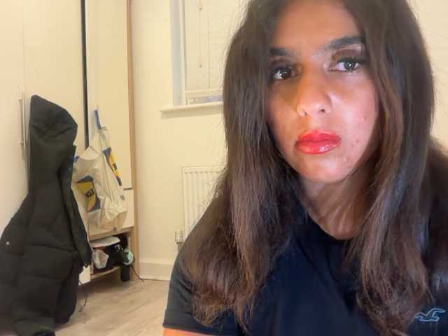 fayfay21 live cam on BongaCams