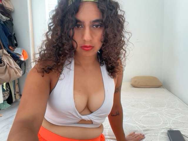 fayfay21 live cam on BongaCams