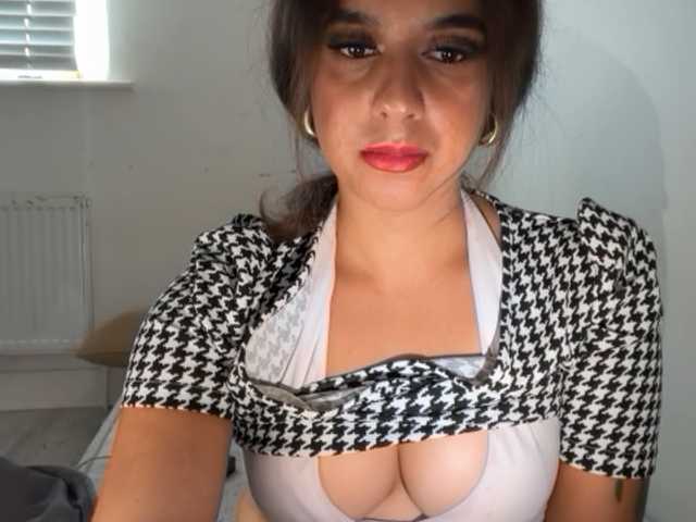 fayfay21 live cam on BongaCams