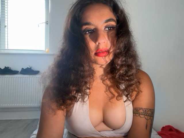 fayfay21 live cam on BongaCams