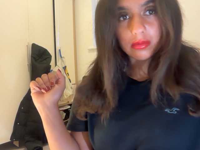 fayfay21 live cam on BongaCams