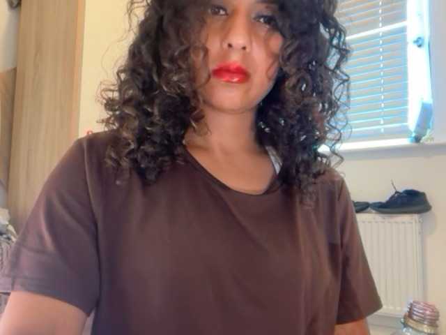 fayfay21 live cam on BongaCams