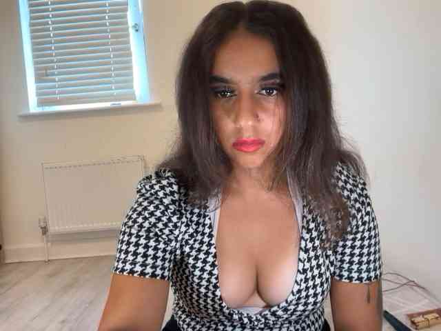 Model: fayfay21
