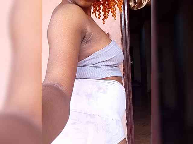 HornyBlackGirl webcam