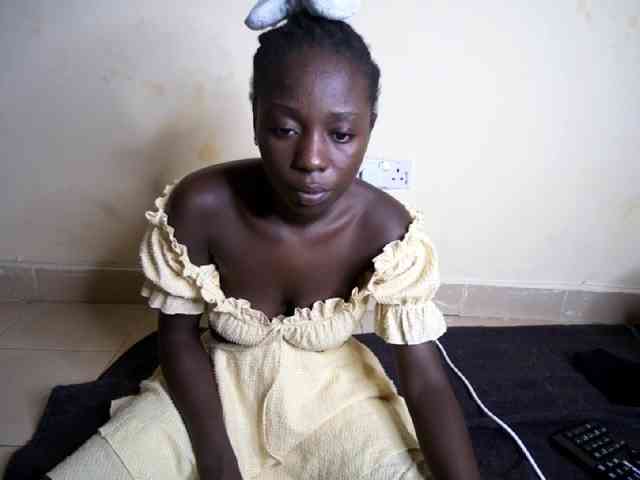 Pretty1231a webcam