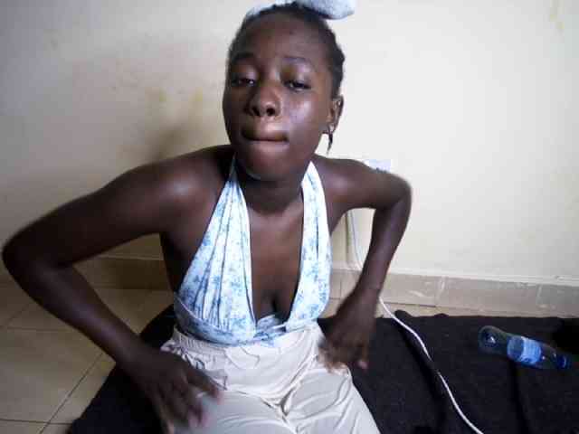 Pretty1231a webcam