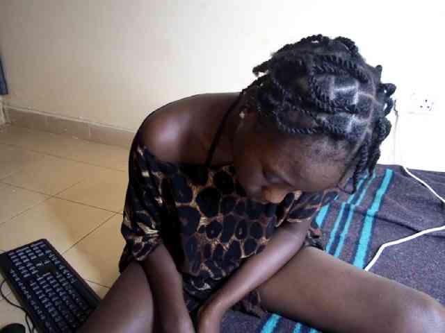 Pretty1231a webcam