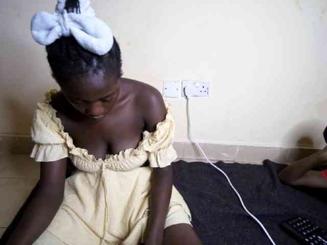 Pretty1231a webcam