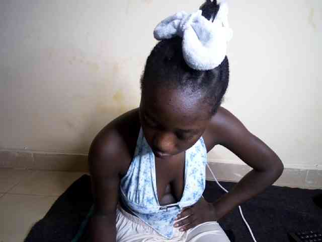 Pretty1231a webcam