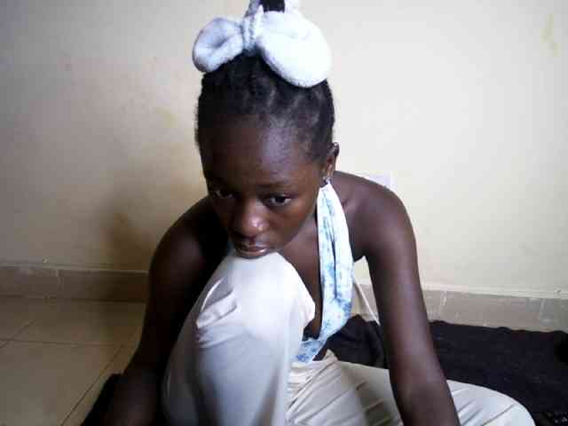 Pretty1231a webcam