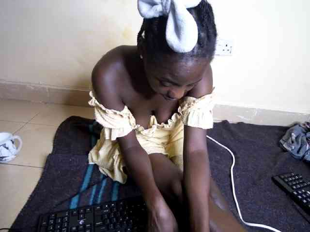 Pretty1231a webcam