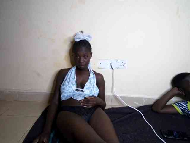 Pretty1231a webcam