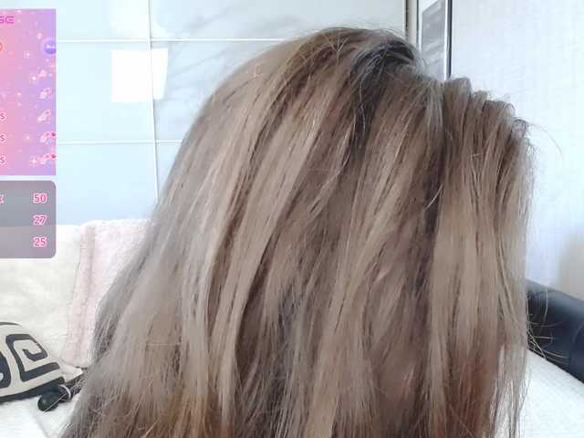 KarolinaLiss live cam on BongaCams