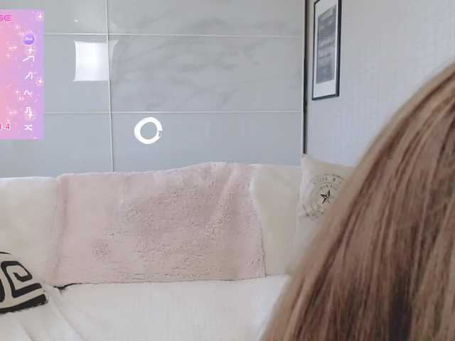 KarolinaLiss live cam on BongaCams