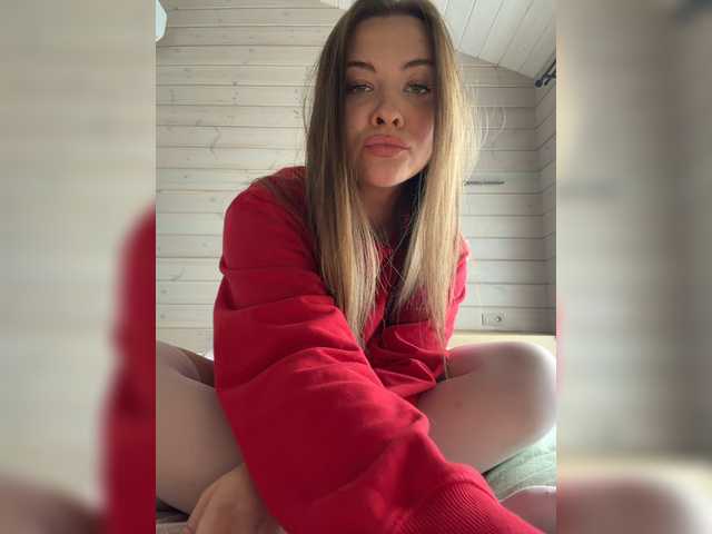 KarolinaLiss live cam on BongaCams