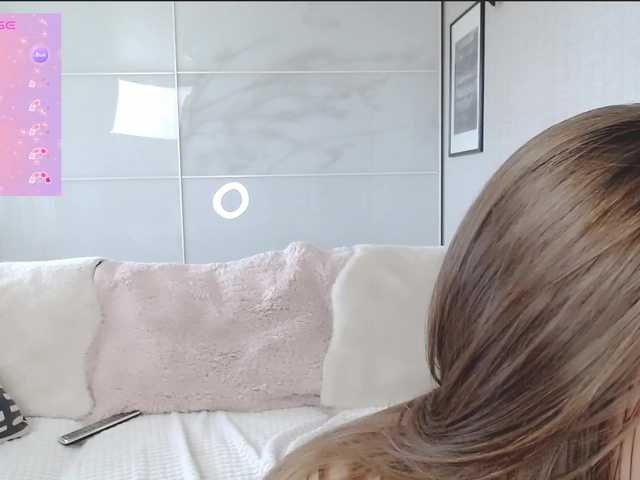 KarolinaLiss live cam on BongaCams