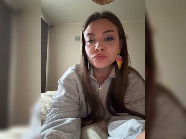 KarolinaLiss live cam on BongaCams