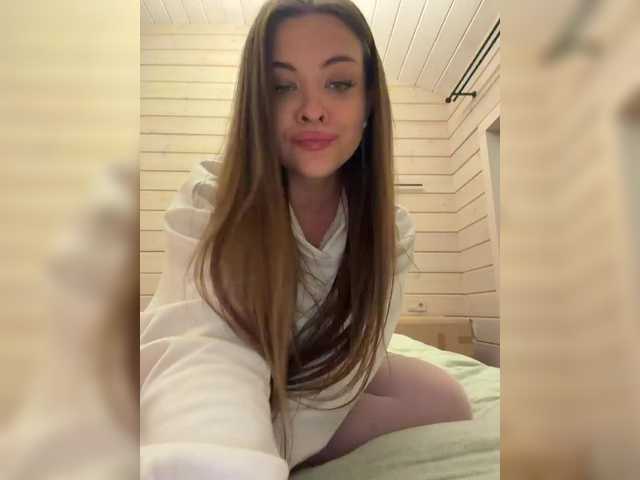 KarolinaLiss live cam on BongaCams