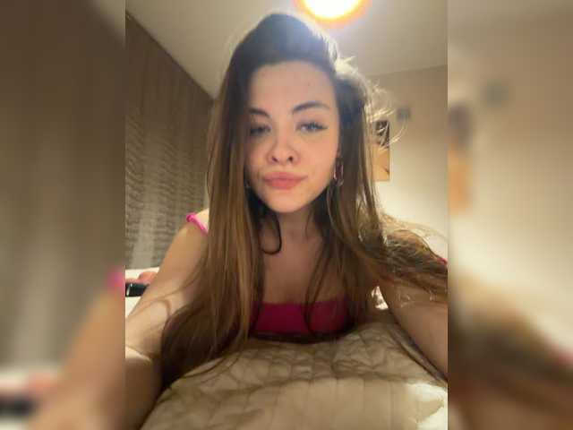 KarolinaLiss live cam on BongaCams