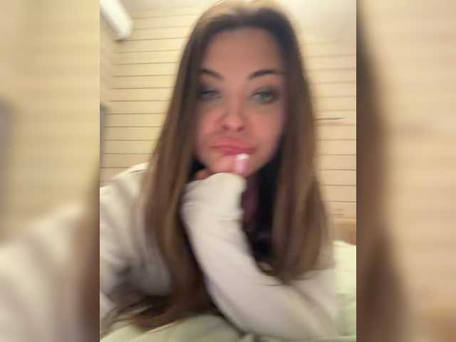 KarolinaLiss live cam on BongaCams