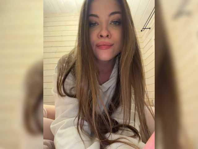 KarolinaLiss live cam on BongaCams
