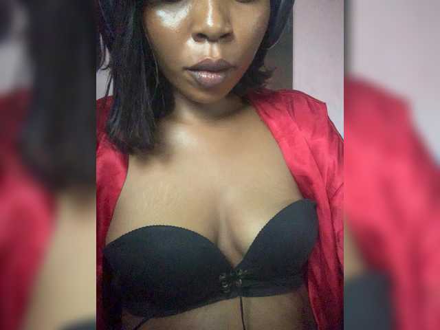HotEbonyGirl live cam on BongaCams