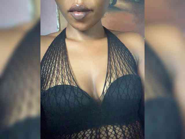 HotEbonyGirl webcam