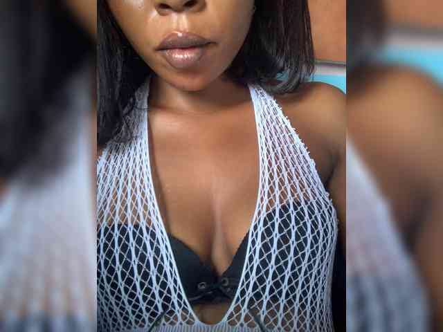 HotEbonyGirl webcam