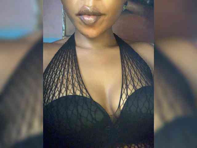HotEbonyGirl webcam
