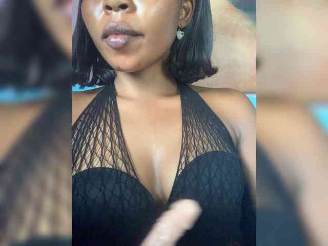 HotEbonyGirl Live Webcam on BongaCams