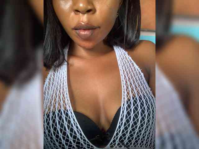 HotEbonyGirl webcam