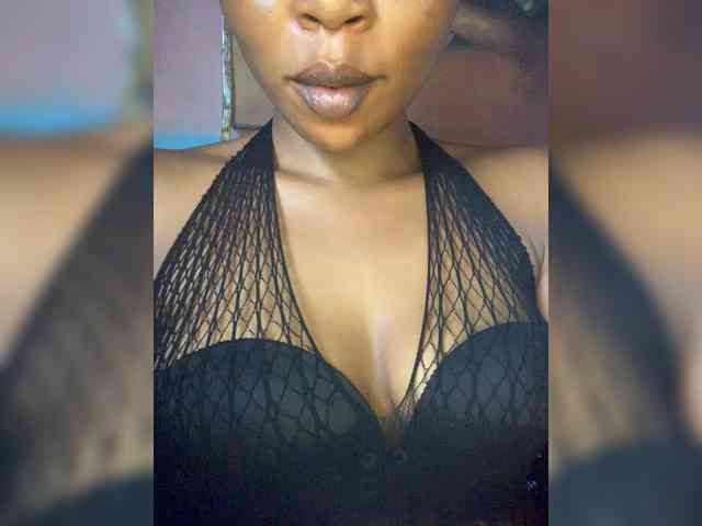 HotEbonyGirl webcam