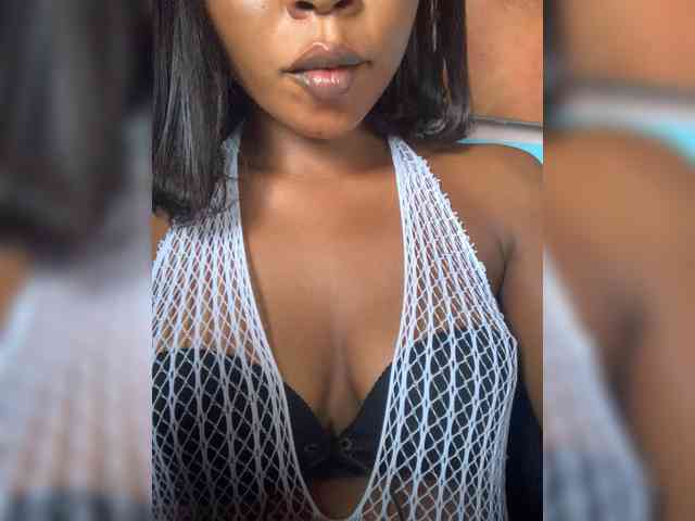 HotEbonyGirl webcam