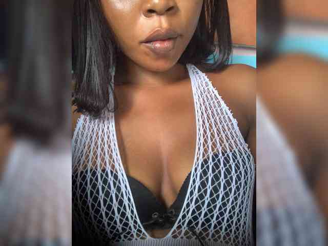 HotEbonyGirl webcam