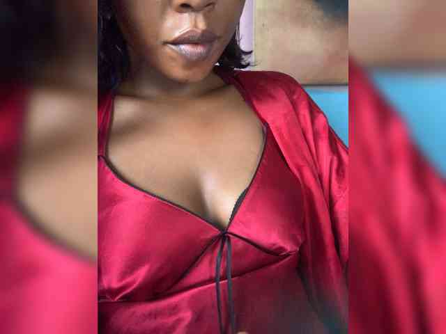 HotEbonyGirl webcam