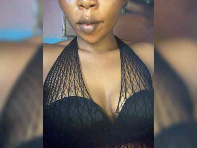 HotEbonyGirl HotEbonyGirl