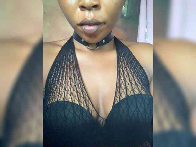 HotEbonyGirl webcam