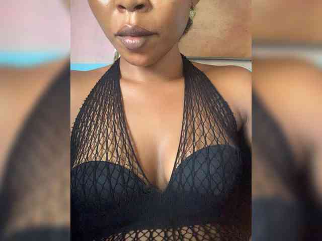 Modelo: HotEbonyGirl
