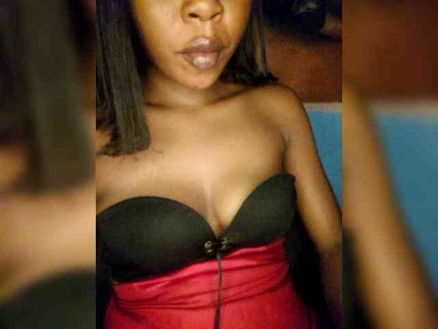 HotEbonyGirl webcam