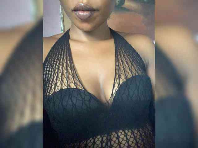 HotEbonyGirl webcam