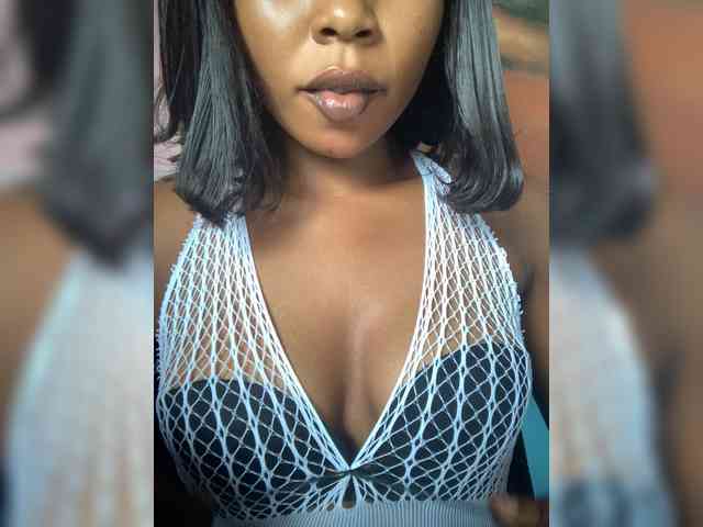 HotEbonyGirl webcam