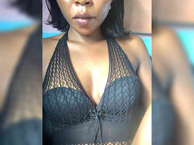 HotEbonyGirl webcam