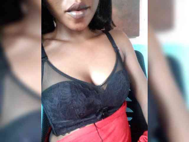 HotEbonyGirl webcam