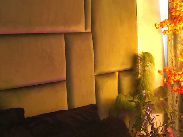 BlairLevine live cam preview
