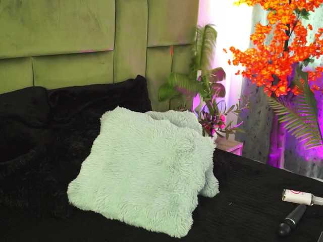 BlairLevine live cam on BongaCams