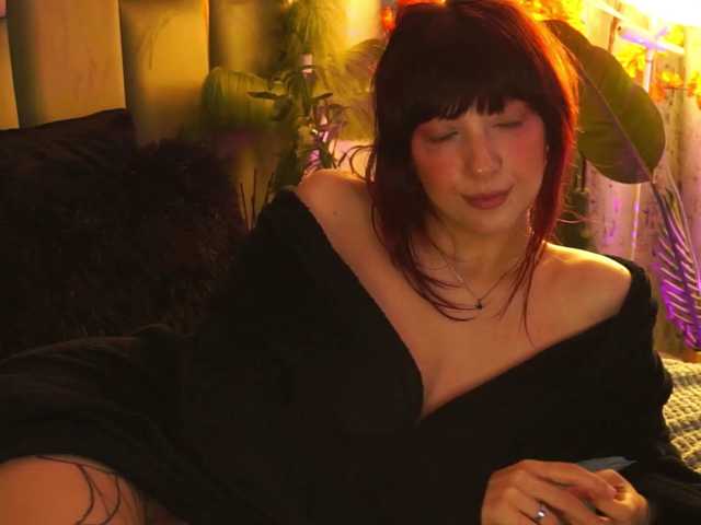 BlairLevine live cam on BongaCams